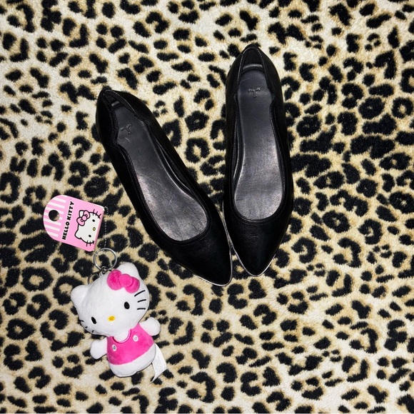 tecovas black pointed flats (limited time SALE) - Picture 3 of 6